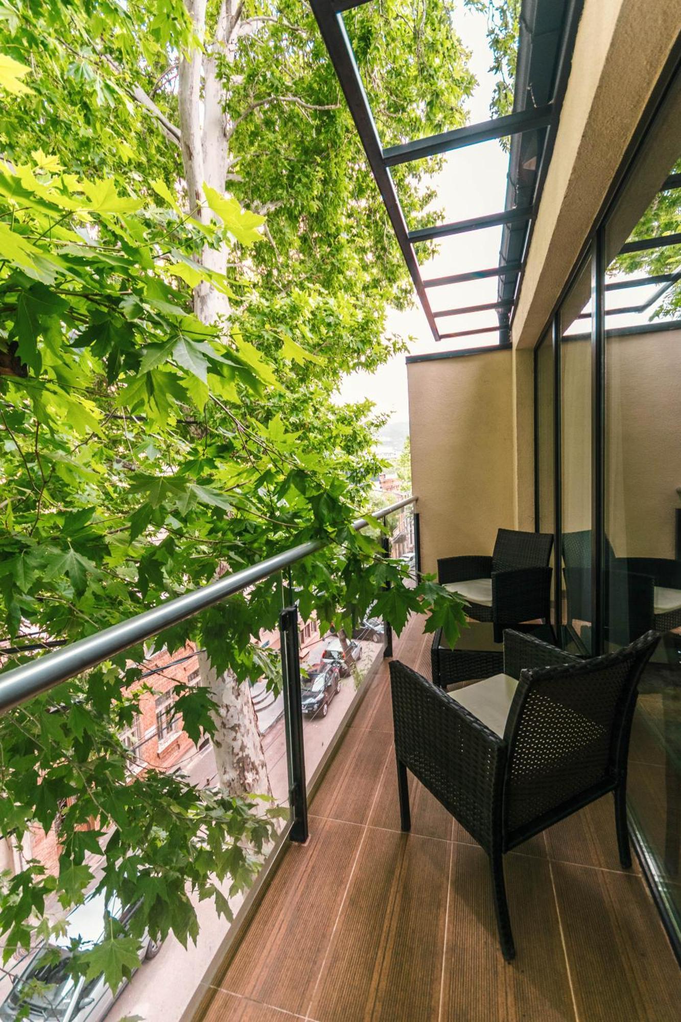 Hotel Adora Tbilissi Extérieur photo