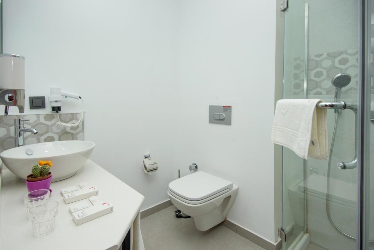 Hotel Adora Tbilissi Extérieur photo